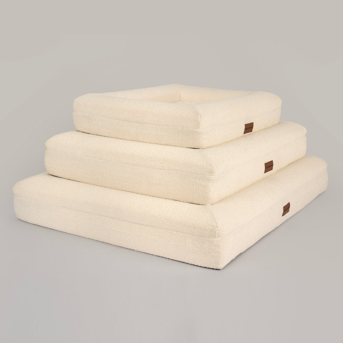 The Lounger in Small, Medium and Large, stacked